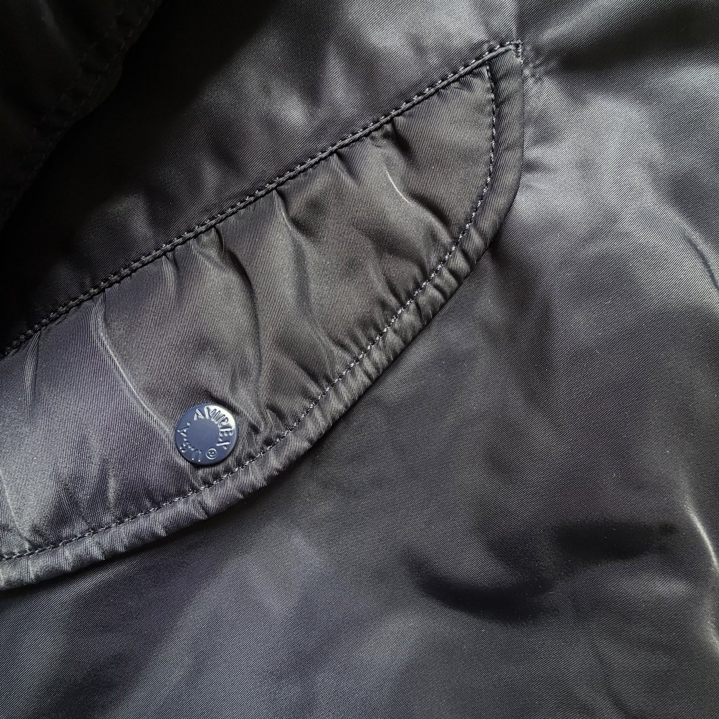 Avirex USA MA1 Bomber Jacket - L