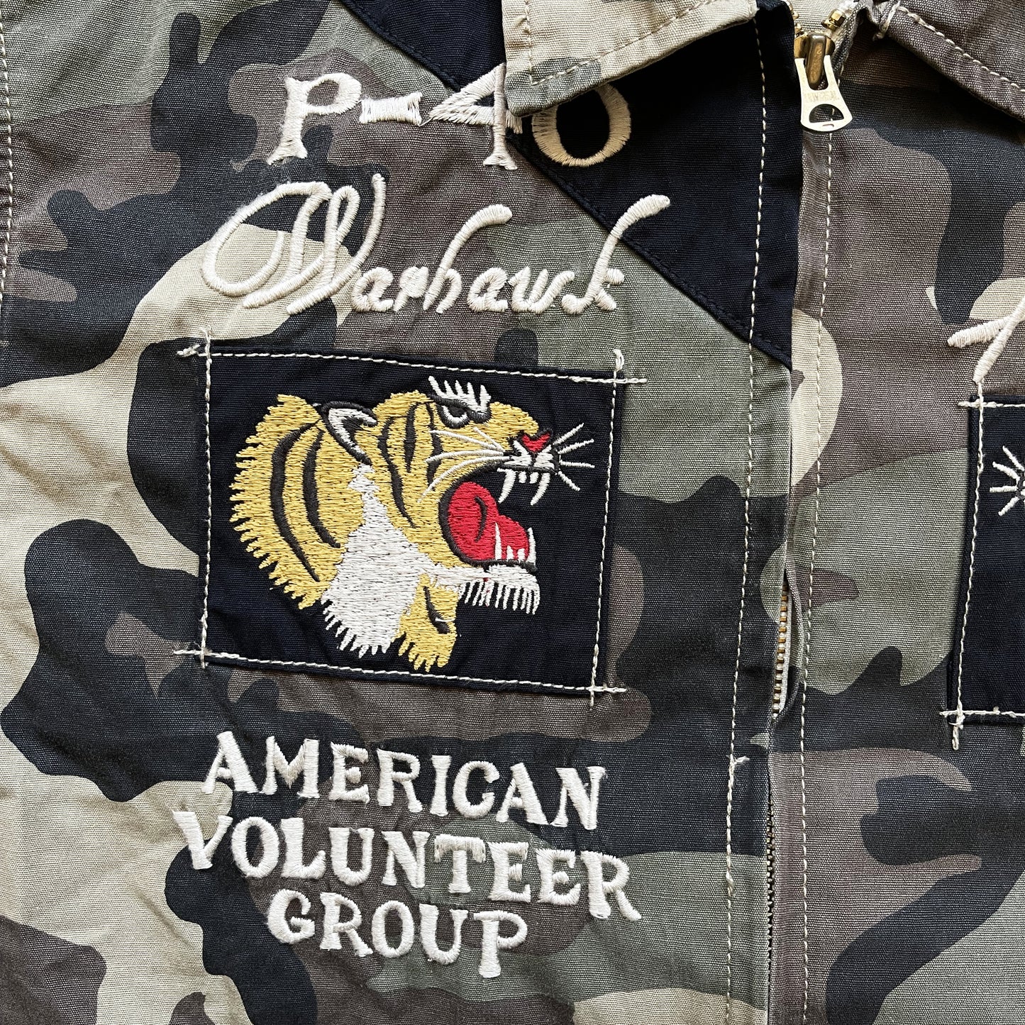 Avirex US 'Flying Tigers' Camo Military Jacket - S