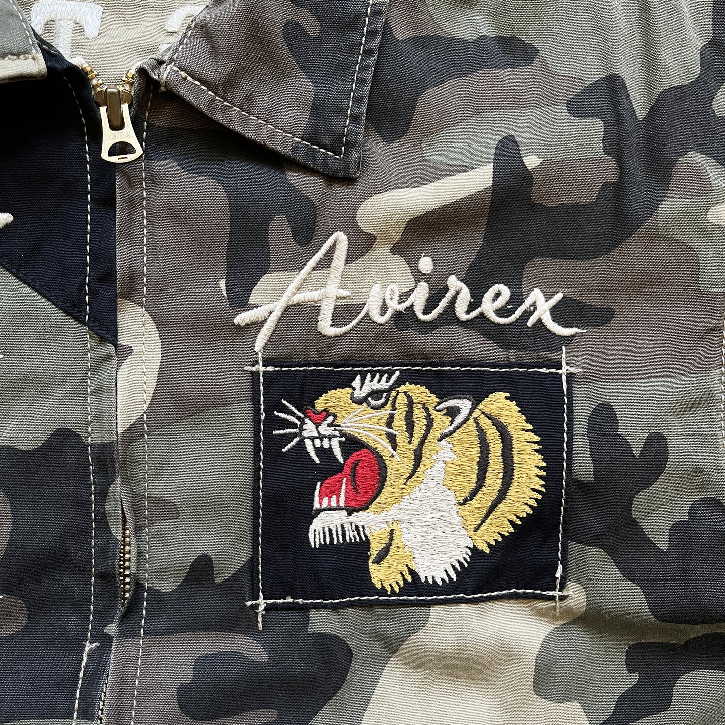 Avirex US 'Flying Tigers' Camo Military Jacket - S