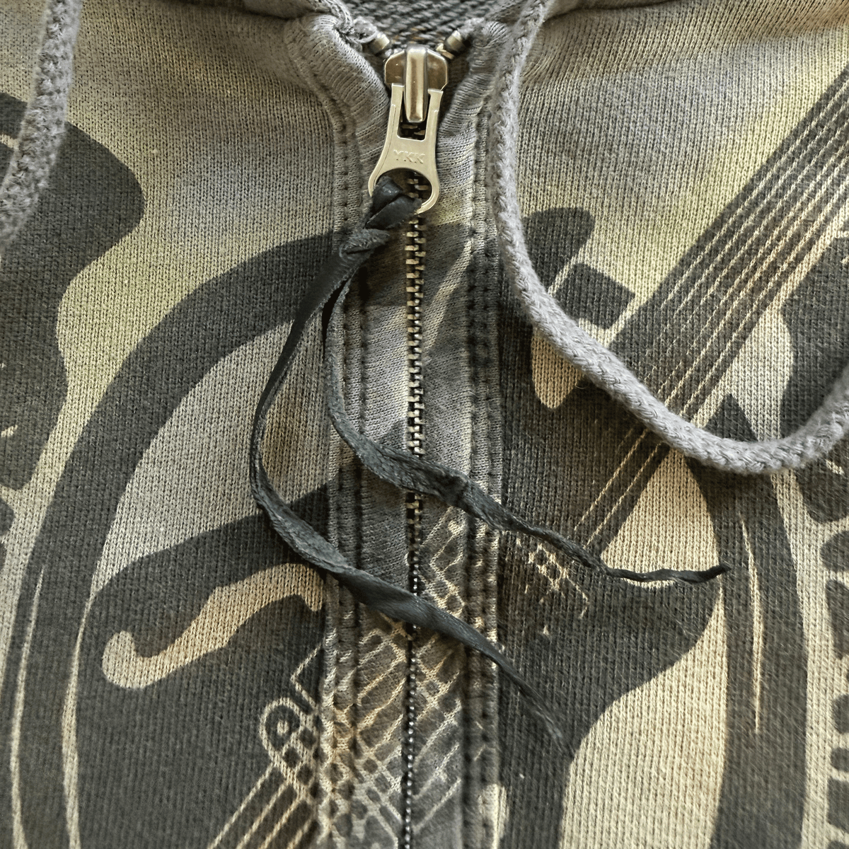 The Great China Wall 'Rocker' Sleeveless Hoodie - XS