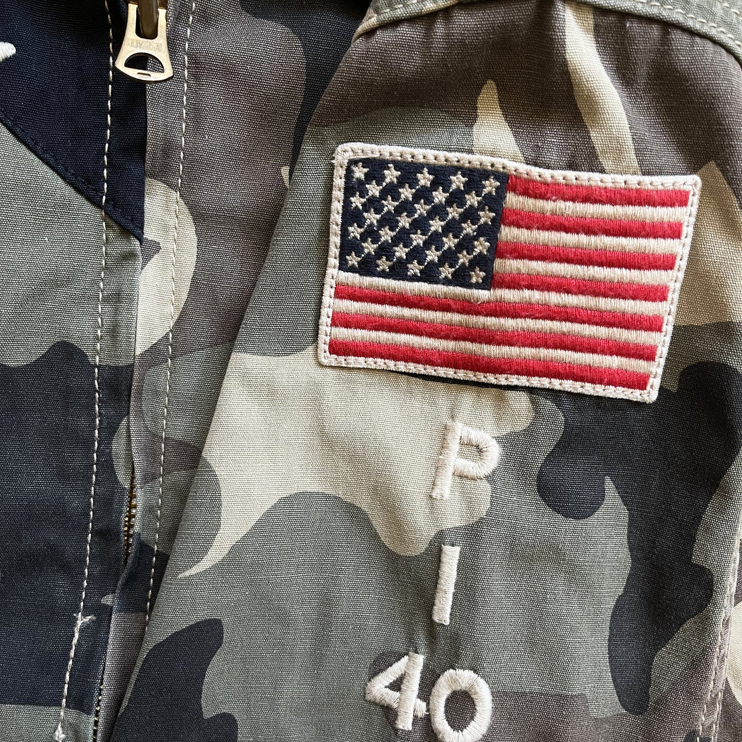 Avirex US 'Flying Tigers' Camo Military Jacket - S